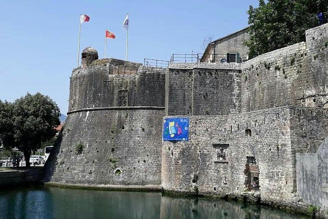 Kotor walking tour and Jaz beach - private tour - Kotor Old Town Without the Head-Down Rush